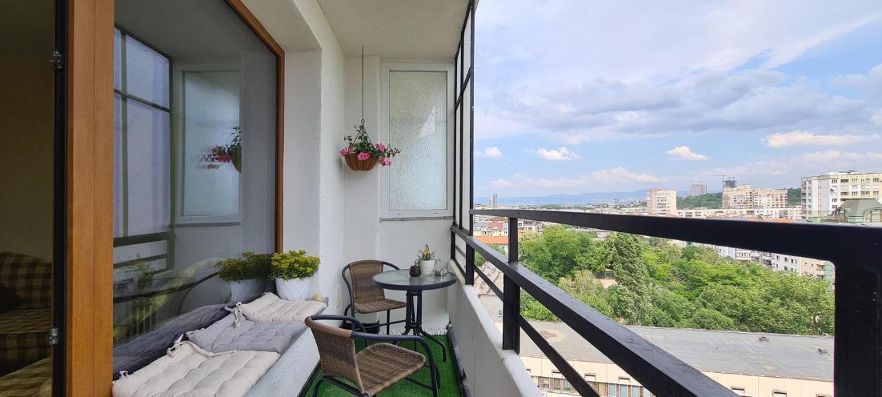Panoramic And Spacious Flat Near The City Centre 소피아 외부 사진